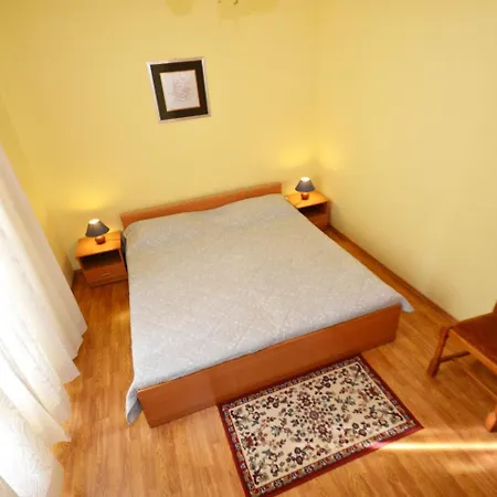 Lucilla-1 Appartement *