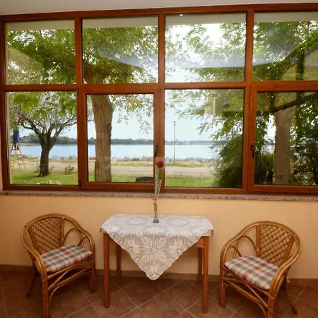 Appartement Lucilla-1 *